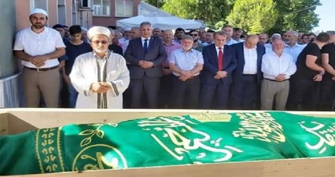 Namazı Oğlu Kıldırdı