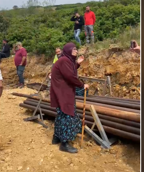 Aybastı'da Başlayan Maden Arama Çalışmalarına Tepki Gösteren Nine Sosyal Medyada Viral Oldu