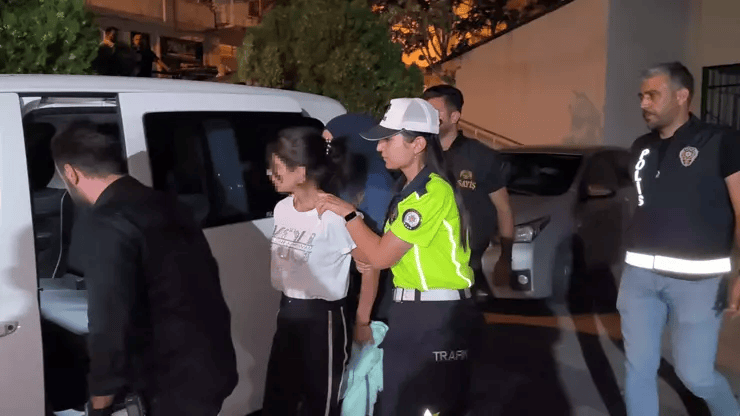 Kan Donduran Olay: 2 Yaşındaki Bebeğe Şiddet ve İstismar! Anne Tutuklandı