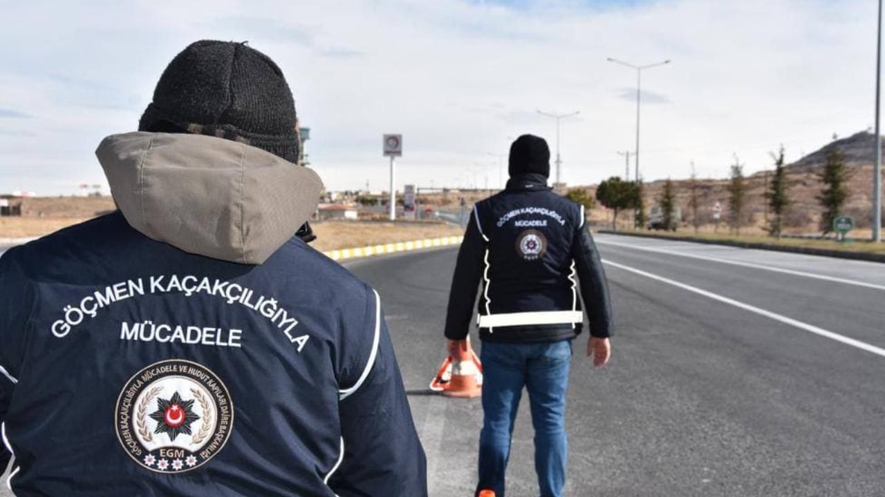 27 Şehirde Dev Operasyon! Binlerce Kişiye Kimlik Sorgusu