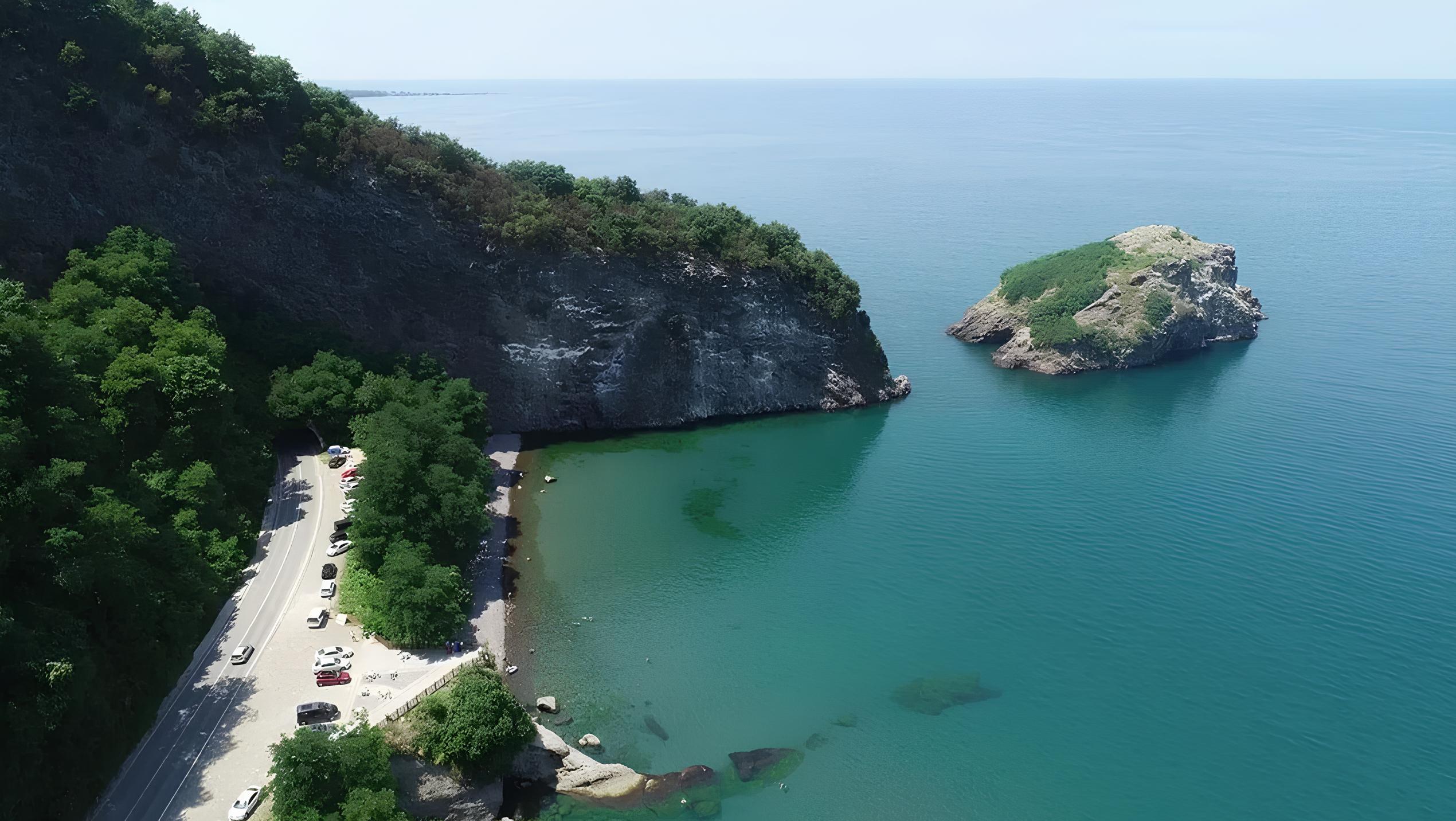 Tepeli Karabatakların Eşsiz Yuvası Doğa Tutkunlarını Büyüledi