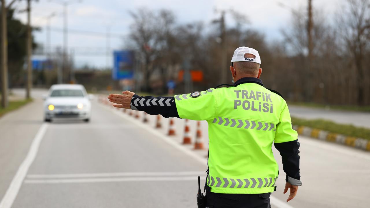 Ordu'da Trafik Denetimlerinde 2 Binden Fazla Sürücüye Ceza