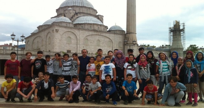 GENÇLERDEN CÂMİ GEZİSİ