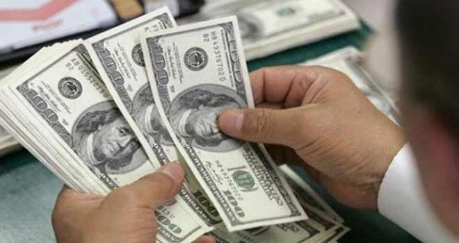 Dün Rekor Seviyelere Ulaşan Dolar, Bugüne Düşüşle Başladı