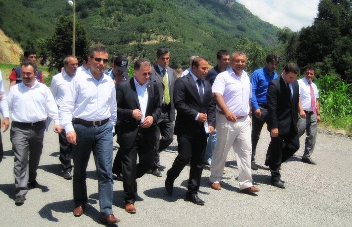 Vali Çiftçi, sel baskını için Kabataş İlçesindeydi