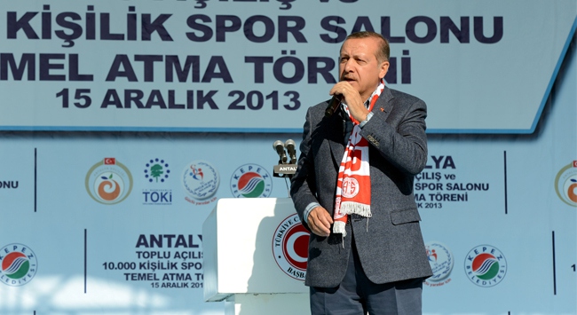 Başbakan Erdoğan’dan öğrencilere müjde