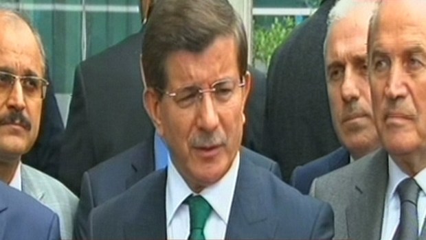 Davutoğlu ndan önemli açıklamalar