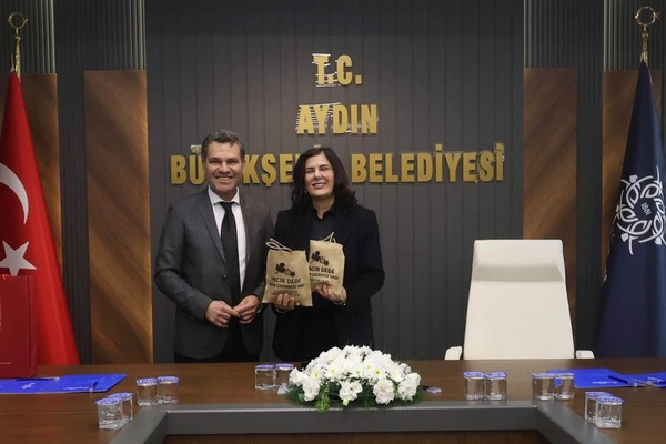 AK Parti Kuyucak yönetimi, Özlem Çerçioğlu’nu ziyaret etti