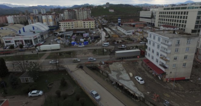 Araç Trafiği Çift Yönlü Açıldı