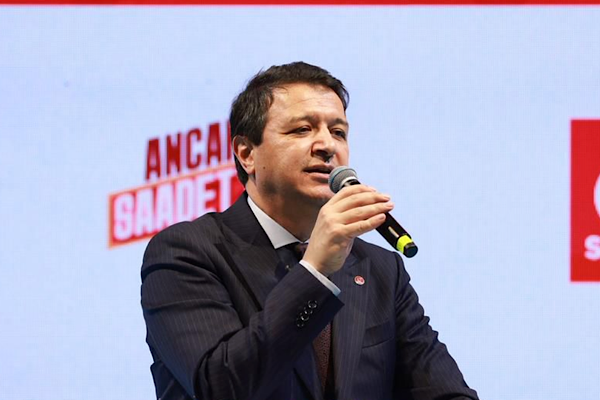 Arıkan, İzmir'de Ahde Vefa ve Anma Programı'na katıldı