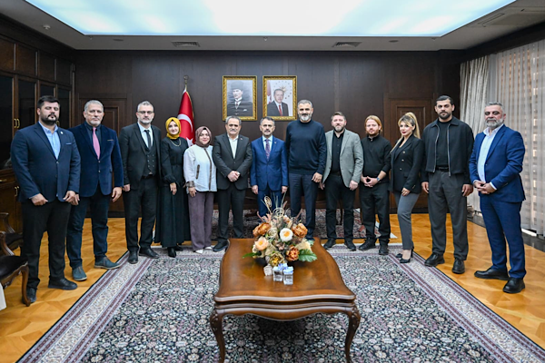 ASRİAD Kocaeli Şube Başkanı Yılmaz ve yönetiminden Vali Aktaş’a ziyaret ASRİAD Kocaeli Şube Başkanı Yılmaz ve yönetiminden Vali Aktaş’a ziyaret