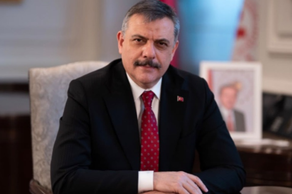 Bakan Çiftçi, Siyasallılar Vakfı’nın programına katıldı Bakan Çiftçi, Siyasallılar Vakfı’nın programına katıldı