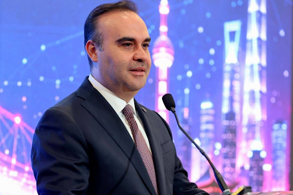 Bakan Kacır: Türkiye, kutup araştırmalarında küresel bilim literatürüne katkı sunuyor