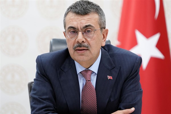 Bakan Tekin: Terörsüz Türkiye yolunda kardeşliğimizi daha da büyüteceğiz Bakan Tekin: Terörsüz Türkiye yolunda kardeşliğimizi daha da büyüteceğiz