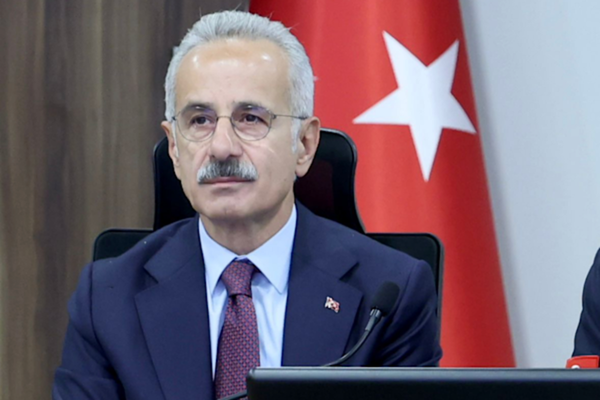 Bakan Uraloğlu: Ankara-Kayseri 1 saat 45 dakikaya inecek