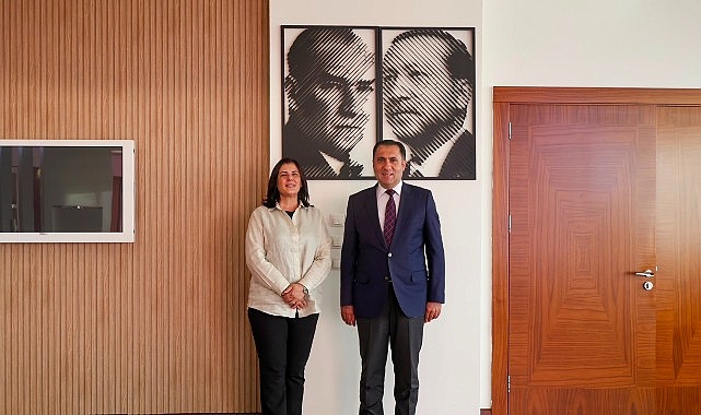 Başkan Çerçioğlu'na Aile ve Sosyal Hizmetler İl Müdürü Türkoğlu'ndan Ziyaret Başkan Çerçioğlu'na Aile ve Sosyal Hizmetler İl Müdürü Türkoğlu'ndan Ziyaret