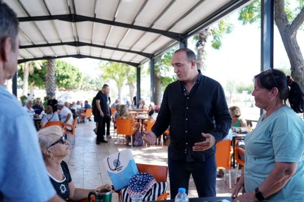 Başkan Kotan emeklileri dinledi Başkan Kotan emeklileri dinledi