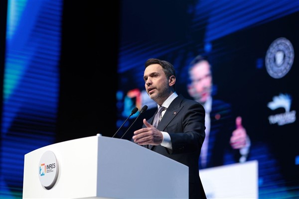 Bayraktar: Türkiye Yüzyılı’nı Enerji Yüzyılı yapmak için durmadan, yorulmadan çalışacağız