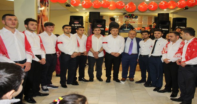 Beylerli Mahallesi Derneğinden Asker uğurlama Gecesi