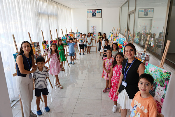 Bodrum’da Sayılarla Tuval Boyama Atölyesi sergiyle tamamlandı