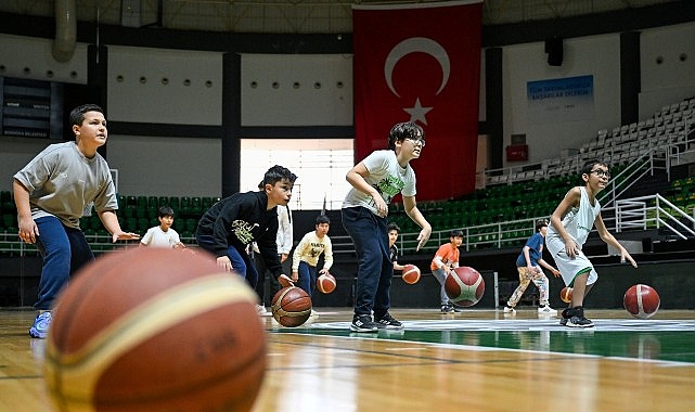 Bornova'da spor dolu bir yaz