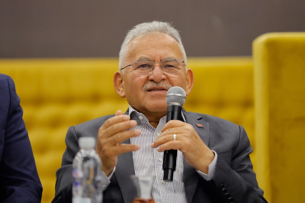 Büyükkılıç: Dijital aletler size hükmetmesin