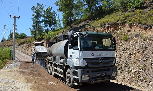 Büyükşehir Belediyesi'nden Alanya'da asfalt seferberliği