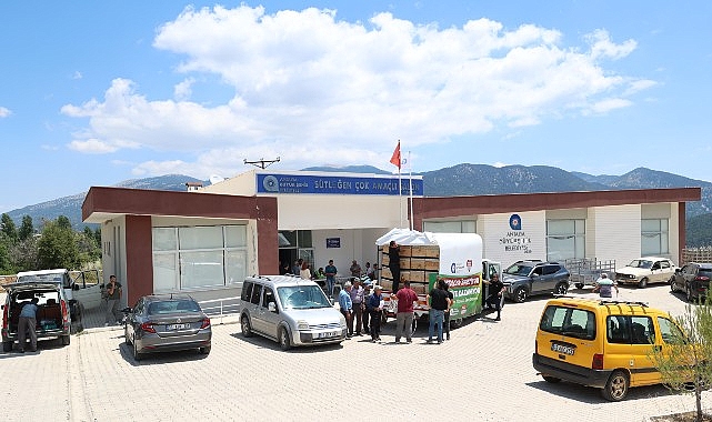 Büyükşehir'den Antalya'nın dört bir yanına arı kovanı desteği