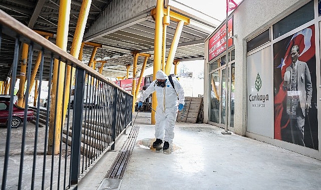 Çankaya'nın pazarlarında hijyen mesaisi Çankaya'nın pazarlarında hijyen mesaisi