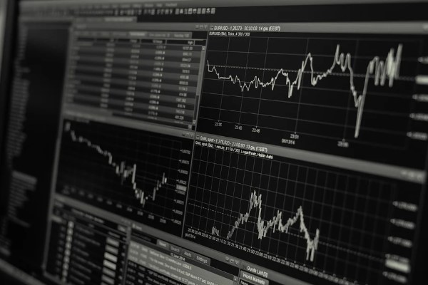 Cari işlemler fazlası ağustosta 4,05 milyar dolara geriledi