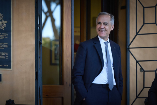 Carney: 100 bin nitelikli işçi istihdam edilecek Carney: 100 bin nitelikli işçi istihdam edilecek