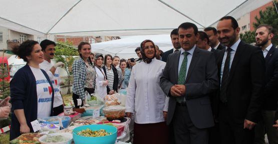 PROJE YÜKÜNÜ KERMESLE AZALTIYORLAR