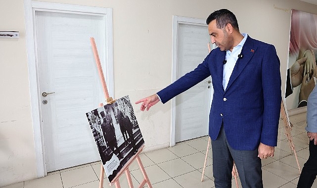 Çiğli'de Cumhuriyet Coşkusu Fotoğraf Sergisi ve Sinema Gösterimiyle Taçlandı