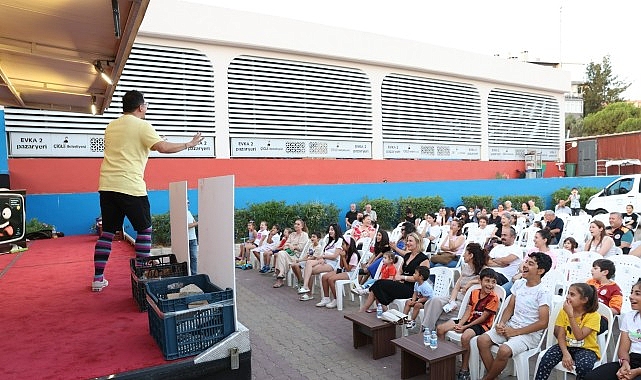 Çiğli'de Mahalle Tiyatro Günleri Başladı
