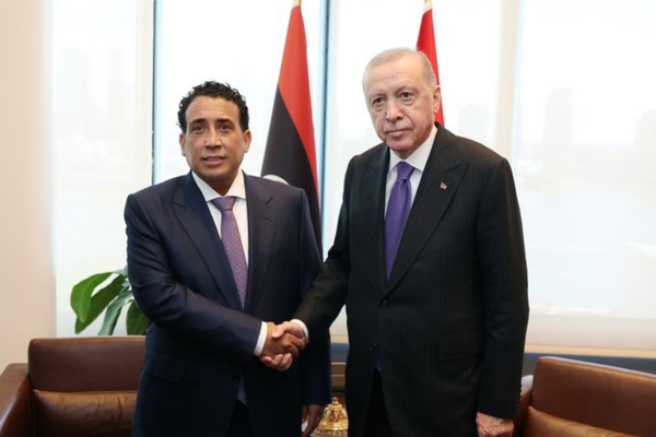Cumhurbaşkanı Erdoğan, Libya Başkanlık Konseyi Başkanı Muhammed el-Menfi ile görüştü Cumhurbaşkanı Erdoğan, Libya Başkanlık Konseyi Başkanı Muhammed el-Menfi ile görüştü