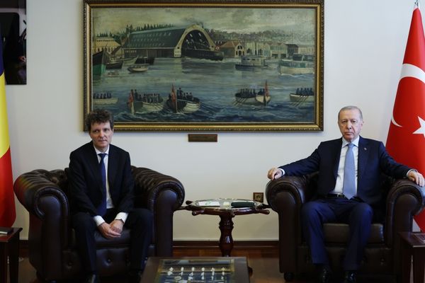 Cumhurbaşkanı Erdoğan, Romanya Cumhurbaşkanı Dan ile görüştü Cumhurbaşkanı Erdoğan, Romanya Cumhurbaşkanı Dan ile görüştü