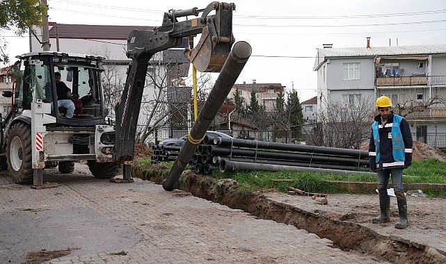 Derince'de Altyapı Çalışmaları Tüm Hızıyla Sürüyor