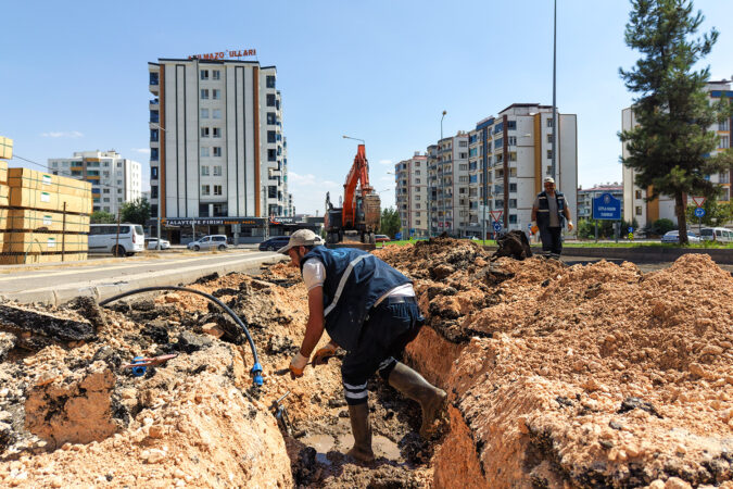 DİSKİ, Leyla Kasım Caddesi’nde yeni yerleşimlerin içme suyu altyapısını tamamladı