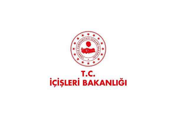 Diyarbakır’da 247 bin kök kenevir imha edildi Diyarbakır’da 247 bin kök kenevir imha edildi