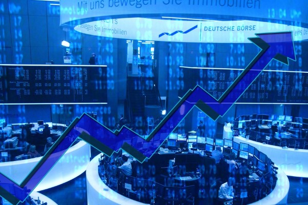 Döviz piyasasında dolar karşısında karışık seyir Döviz piyasasında dolar karşısında karışık seyir