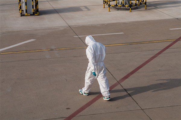 DSÖ: Kongo Demokratik Cumhuriyeti'ndeki Ebola salgını yeni bölgelere yayıldı