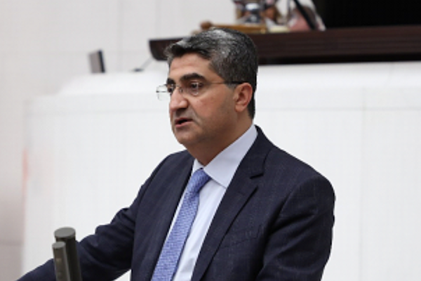 Ekmen: Hukuk katledilerek soruşturma yapılamaz