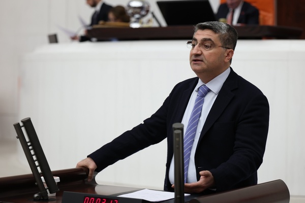 Ekmen: Kadınların yaşam hakkını korumak söylemlerle olmuyor