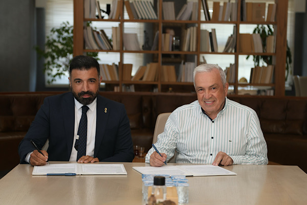 "Engelsiz Kariyer Merkezi" projesi için imzalar atıldı