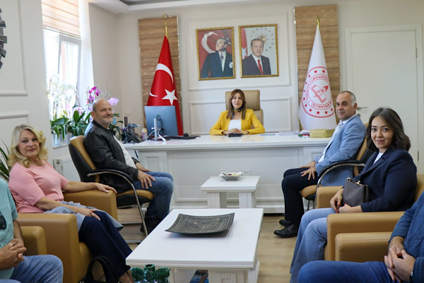 Erasmus Projesi kapsamında İl Milli Eğitim Müdürü Hayta’ya ziyaret Erasmus Projesi kapsamında İl Milli Eğitim Müdürü Hayta’ya ziyaret