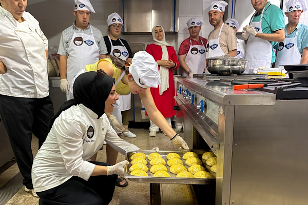 Eskişehir’de Burger Atölyesi düzenlendi Eskişehir’de Burger Atölyesi düzenlendi