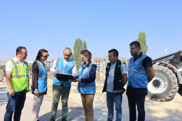 Eskişehir’de farklı mahallelerde altyapı çalışmaları sürüyor