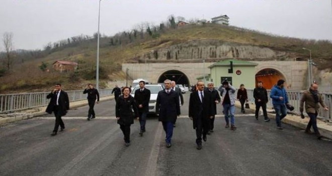 Vali çevre yolunda incelemelerde bulundu.