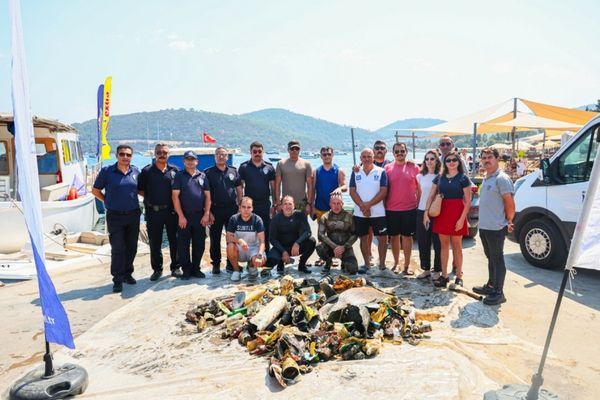 Gölköy’de deniz dibi temizliği Gölköy’de deniz dibi temizliği