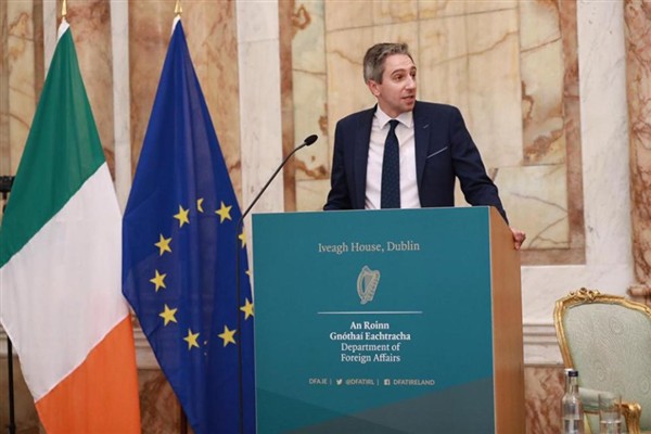Harris, Mullingar’da bütçe öncesi etkinliğine katıldı Harris, Mullingar’da bütçe öncesi etkinliğine katıldı